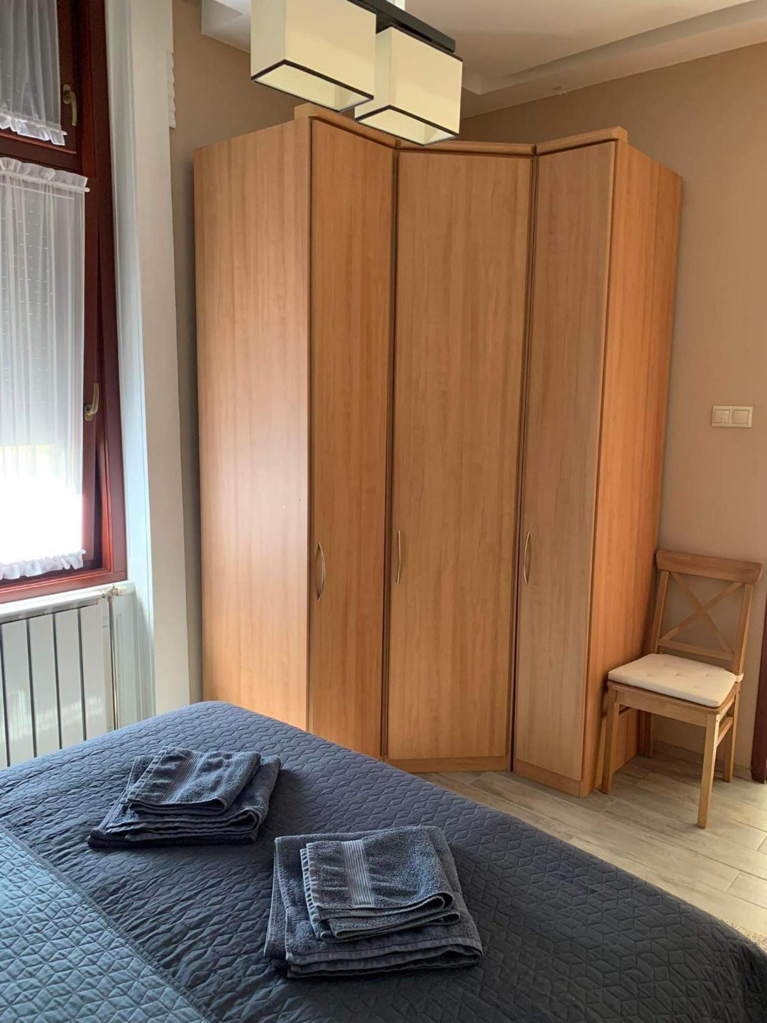 Hangulat Apartman Apartment Miskolc Bagian luar foto